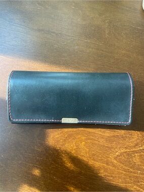 • Valentino Black Leather Sunglasses Case with Pink Contrast Stitching